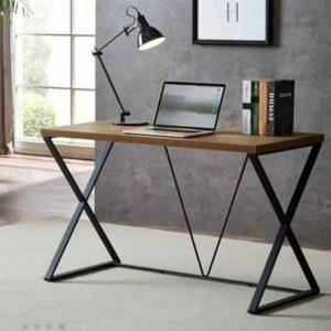 میز تحریر مینیمال